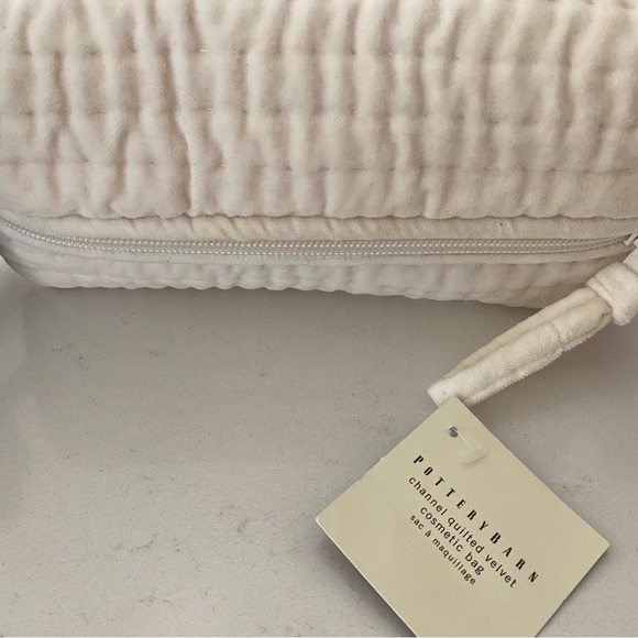 Pottery Barn Channel Quilted Velvet Cosmetic Bag - White - Picture 3 of 4